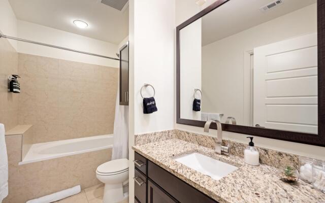 Austin Modern 1BD 1BA Apartment