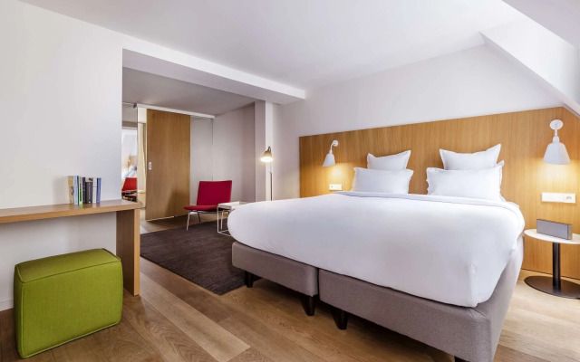 Отель 9Hotel Republique