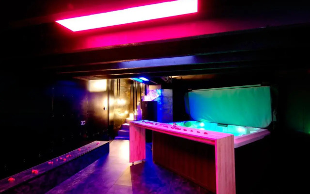 Mieuxqualhotel jacuzzi privatif La retro
