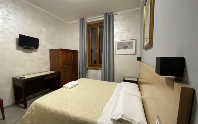 Hotel Family House