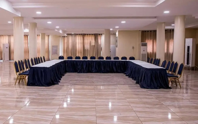 Elegant Hotel by Best Western Plus