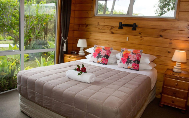 Tatahi Lodge Beach Resort