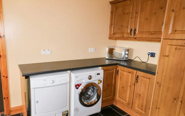 Willow Tree Farm House