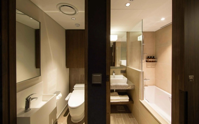 Oriens Hotel & Residences