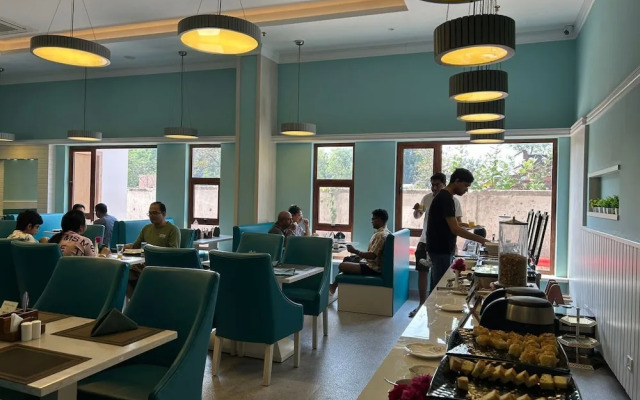 The Pearl Club Resort