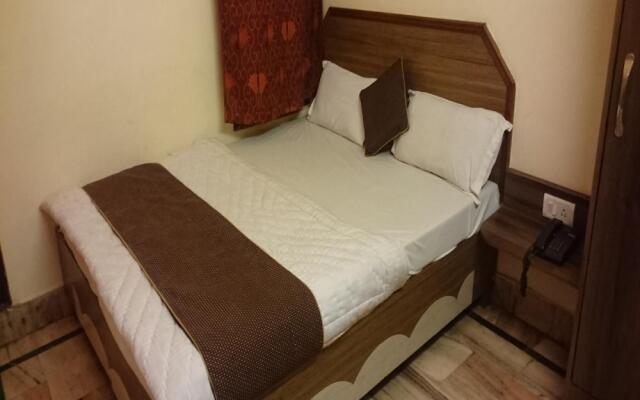 Hotel Aditya Inn