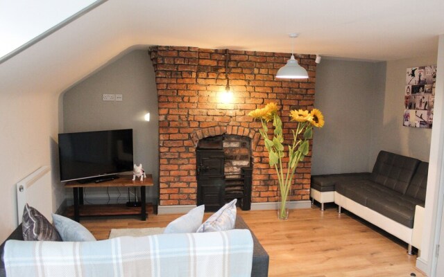 Liverpool 2 Bed Apartment - Tartan York