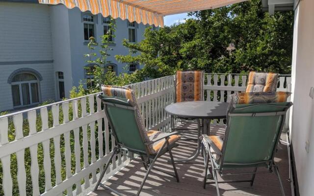 WeisseVilla Friedrichsbrunn Das Weisse Haus