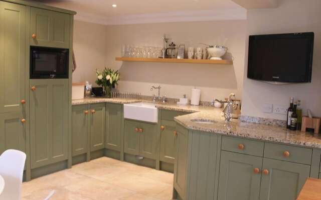 The Lodge at Bashley