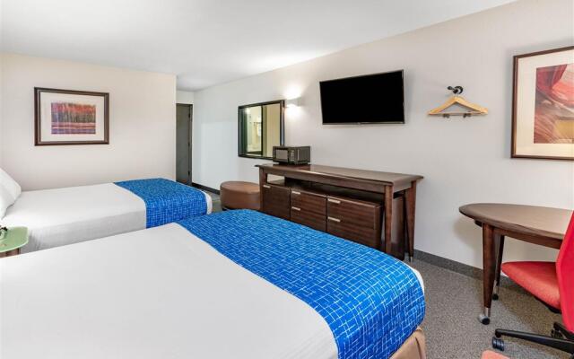 Travelodge by Wyndham Lovell/Bighorns