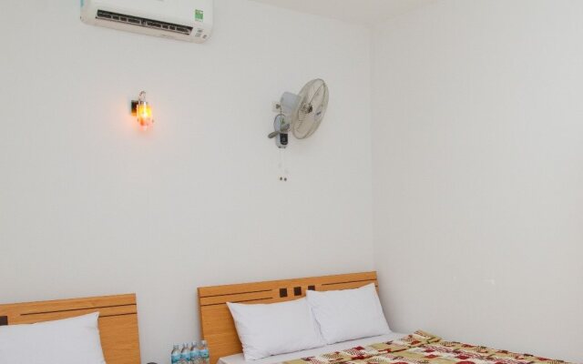 Dong Hai Hotel