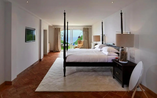 Vila Joya Home, Restaurant & Spa