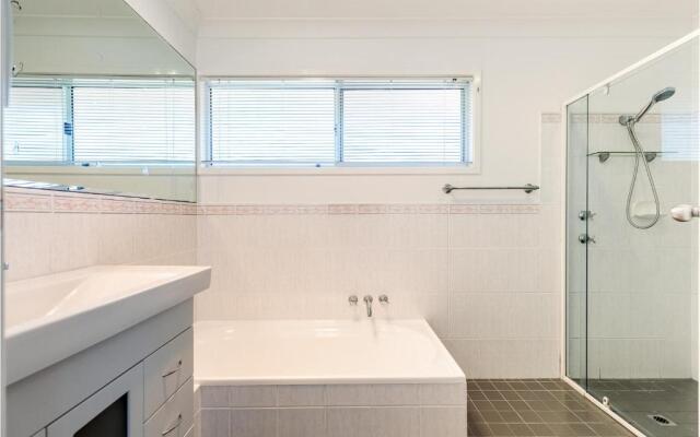 1 75 Rocky Point Road fantastic holiday home with