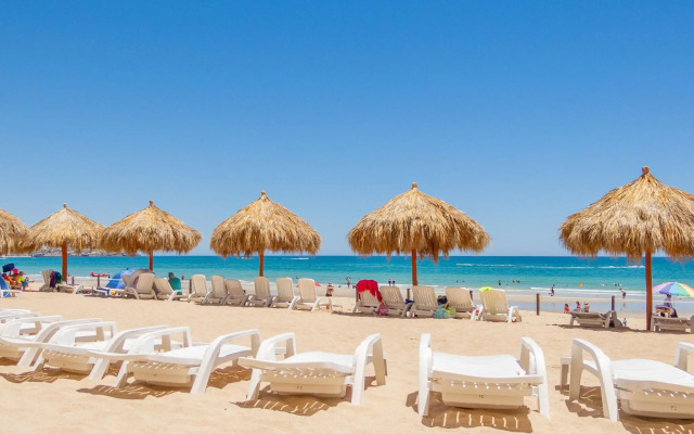 Las Palomas Beach & Golf Resort