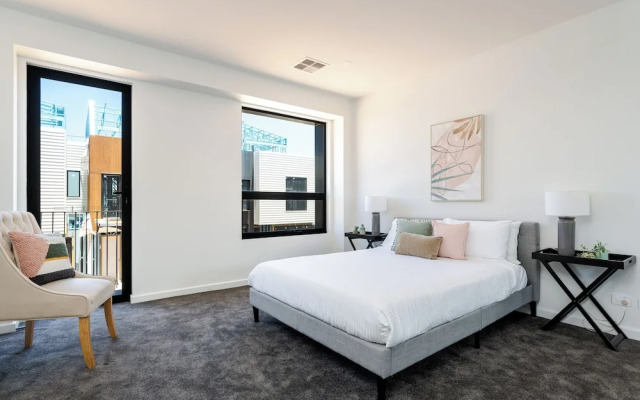 Urban Rest Port Adelaide Apartments