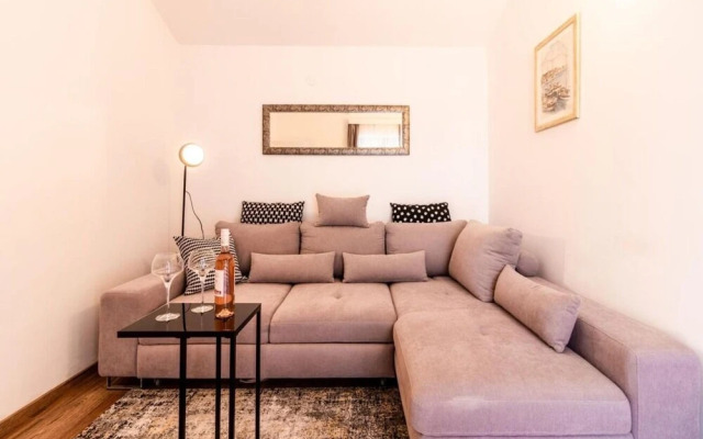 Branka - 50 m From Beach - A1
