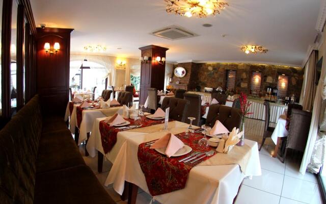 Saint John Hotel