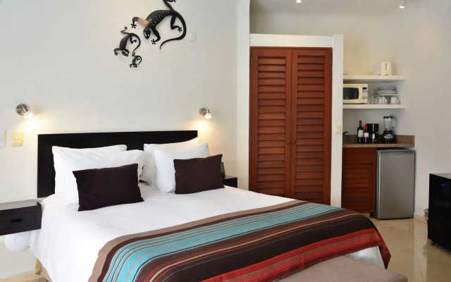 Playa Palms Beach Hotel