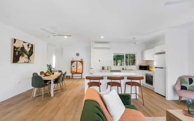Mimpi Tropics Retreat Holloways Beach – Guest Rooms – Cairns