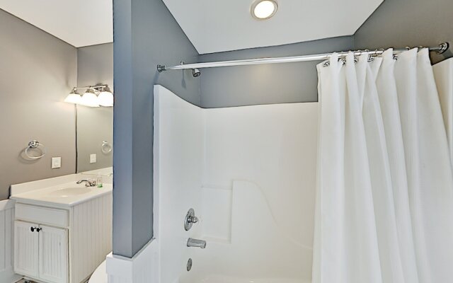 35laurst 5 Bedroom Home