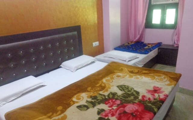 Hotel Raj International DX