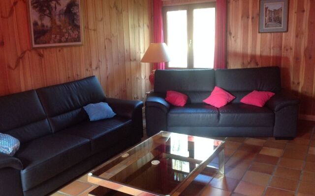 Beautiful Holiday Home in Braibant near Ciney Town Center