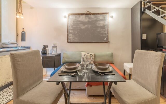 iFlat Yellow Monti Studio Apartment