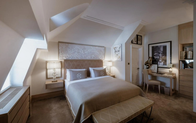Schlosshotel Berlin By Patrick Hellmann