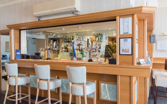 Gwesty'r Marine Hotel & Spa