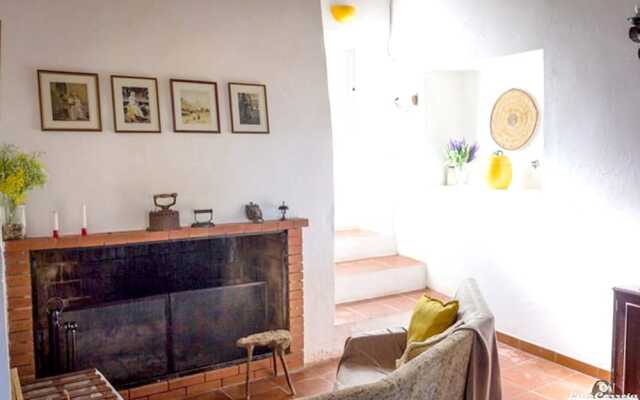 House With 2 Bedrooms In Arraiolos, With Enclosed Garden And Wifi