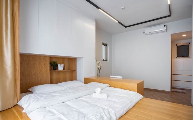 Midtown by Saigon