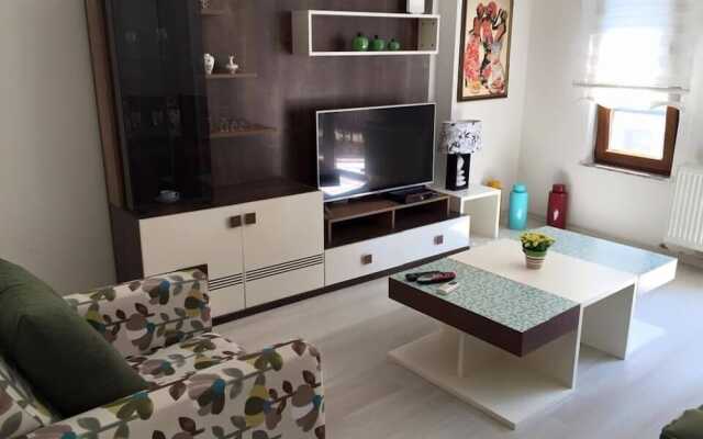 Class Suit Residence