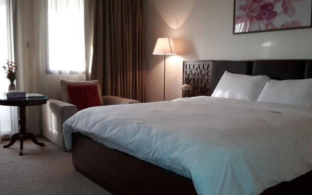 New Park Hotel