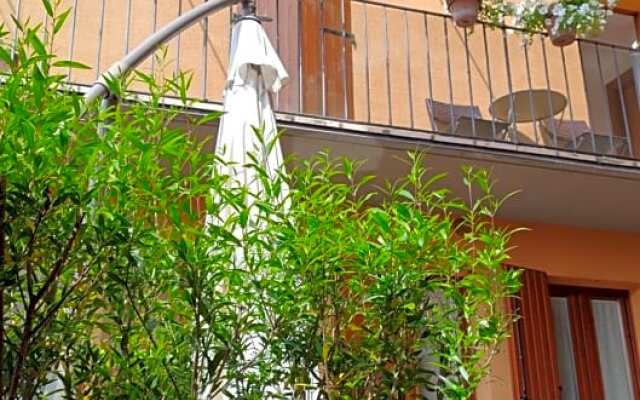 B&B AGORA home