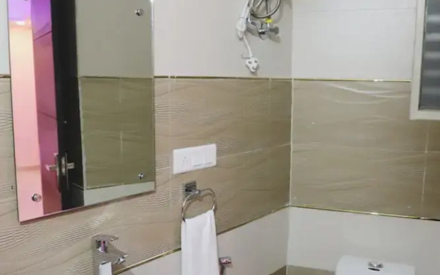 Airport Hotel Shivaka Inn
