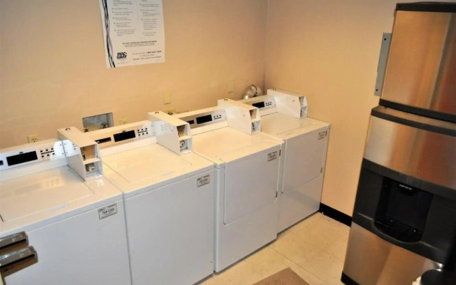 Fox Pine Lodge 3 Bed 3 Bath