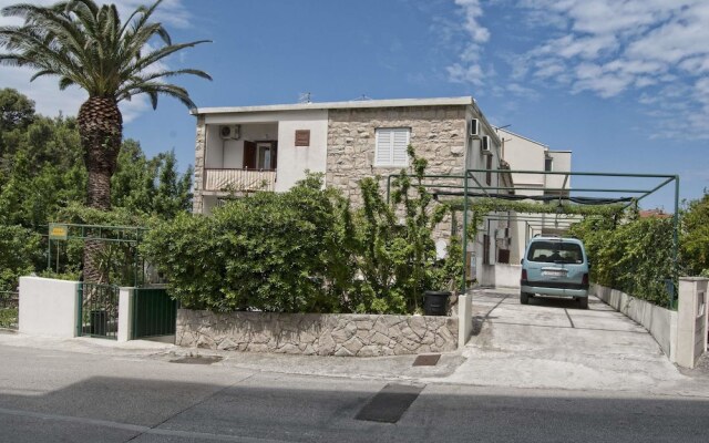 Apartments Mili