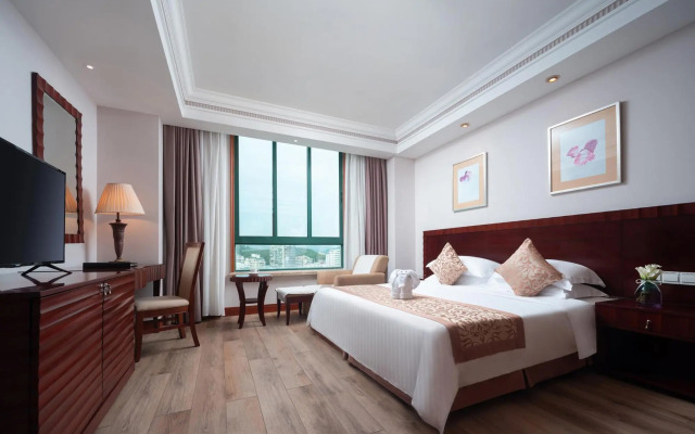 Sanya Baohong Hotel