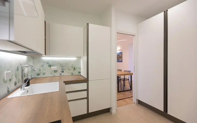 Rental in Rome Colosseo Modern Apartment