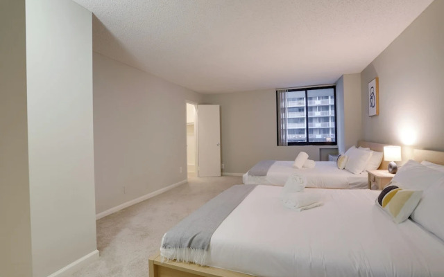 Modern Apt Near Airport & Metro