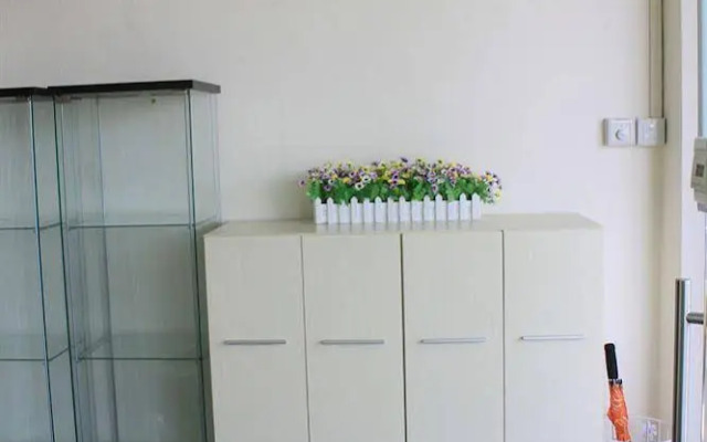 U8 Hostel