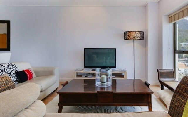 Dunmore Apartment - Two Bedroom Apartment, Sleeps 4