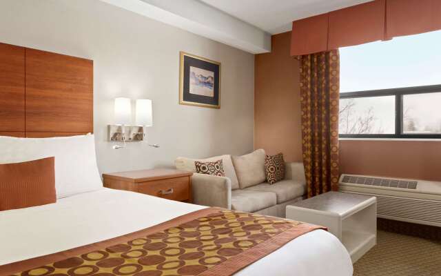 Travelodge by Wyndham Windsor