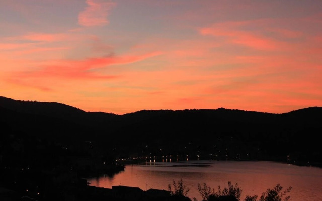 Zoki - Great Location Close to the sea - A2 Plavi