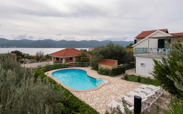 Holiday house Anita - with pool : Viganj, Peljesac peninsula