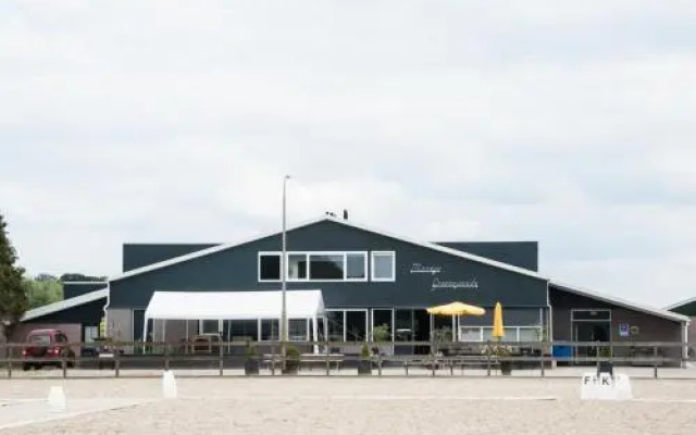 Manege Groenewoude