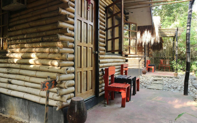 Subli Guest Cabins