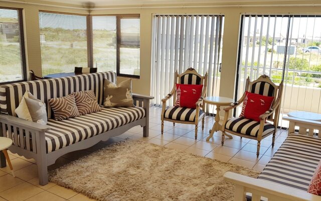 6 Nieuland 1053 Self catering