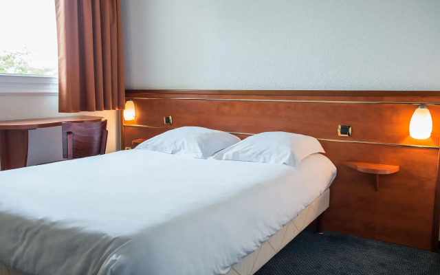 Brit Hotel Angers Parc Expo - L'Acropole