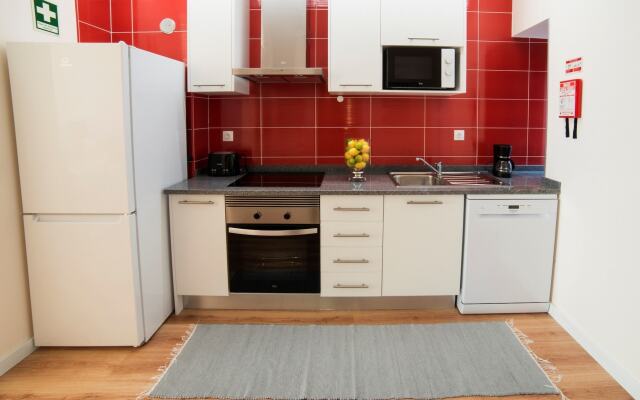 Lis Apartments